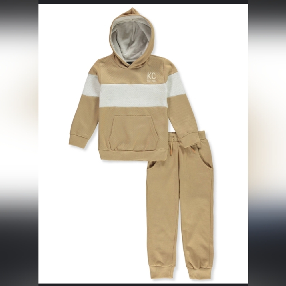 NWT Kenneth Cole boys 2pc sweatsuit 4T